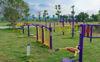  ,冰结师换装选什么？